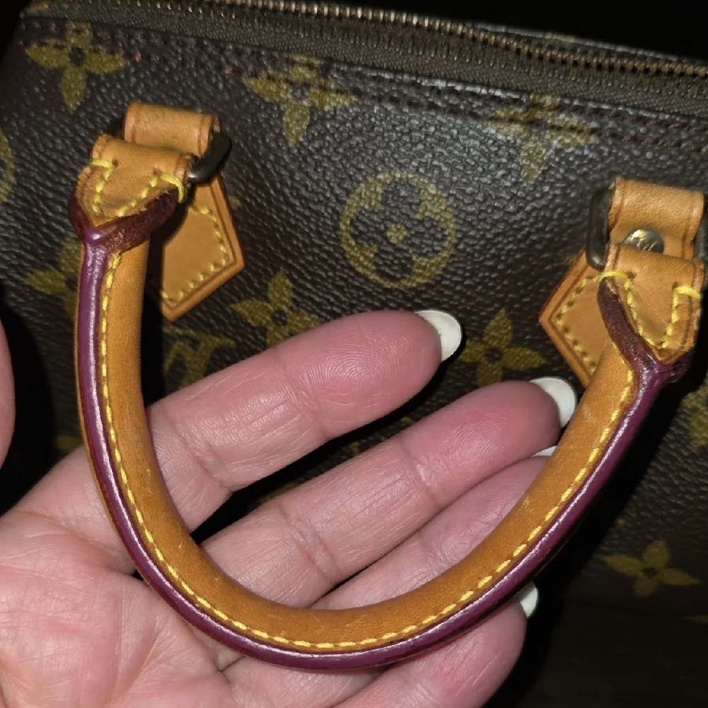 Nano Speedy Louis Vuitton Monogram Mini Bag - Picture 15 of 15